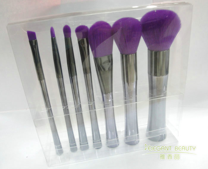 化妝刷套裝中的“隱藏高手”：這些小眾刷型你用過嗎？